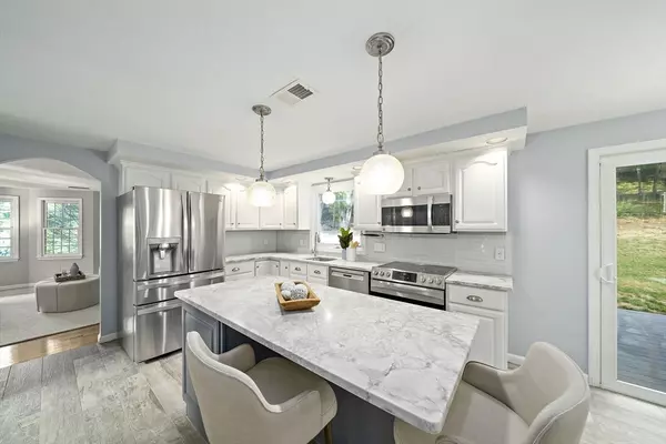 Marshfield, MA 02050,46 Oakman Way