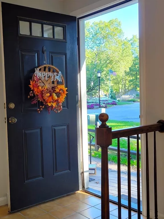 Chelmsford, MA 01863,202 Wellman Ave #202