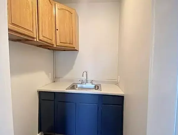 Quincy, MA 02169,110 Brook Rd #1L