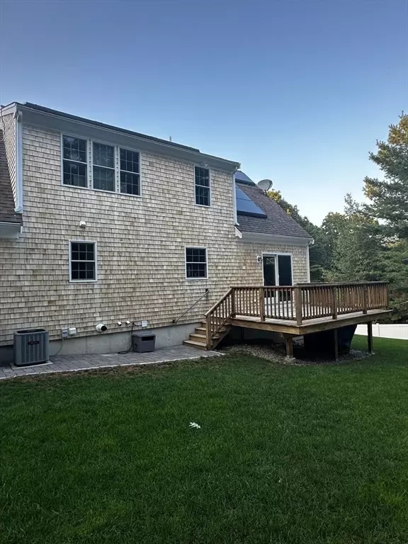 Barnstable, MA 02648,47 Cammett Way