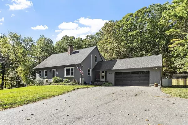 Lunenburg, MA 01462,802 Reservoir Rd