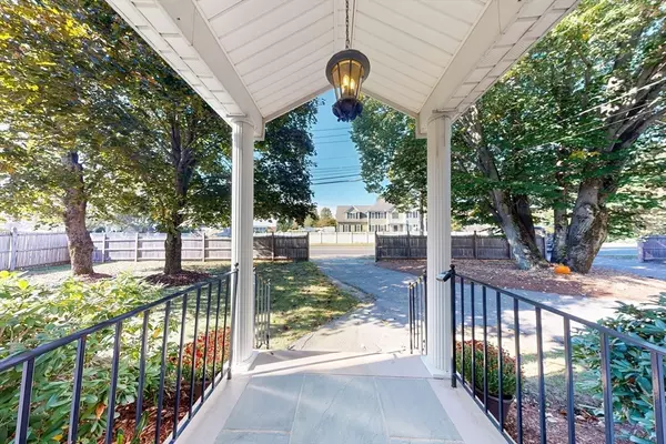 Norwood, MA 02062,794 Neponset St