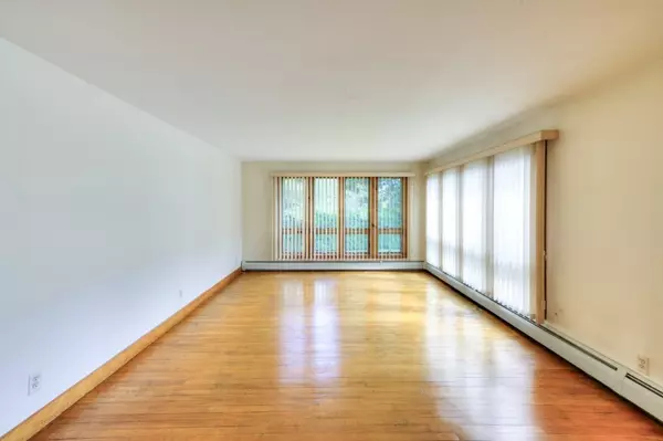 Worcester, MA 01604,135 Orient St