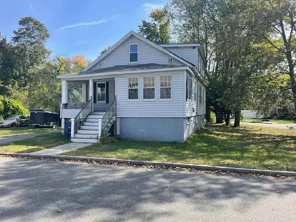 23 Governors Dr, Reading, MA 01867
