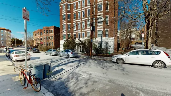 129 Chiswick Rd #16, Boston, MA 02135