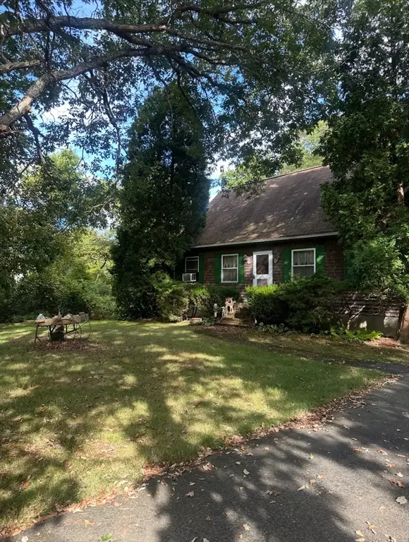 Berkley, MA 02779,19 Burt St