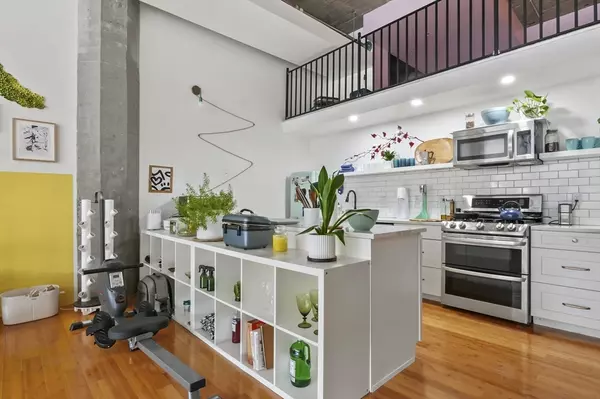 Boston, MA 02128,156 Porter St #246