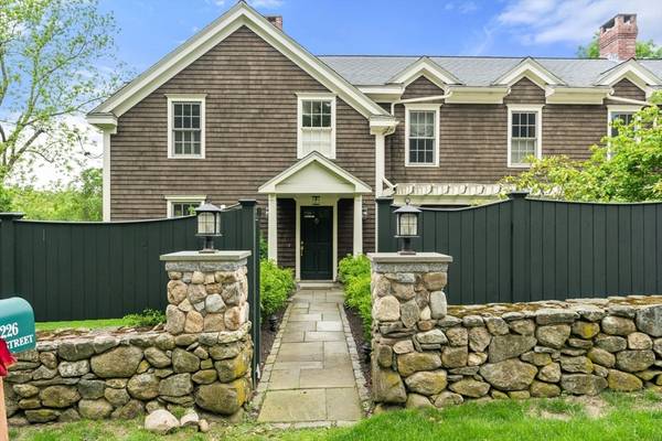 Weston, MA 02493,226 Ash Street
