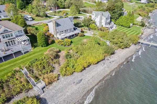 Portsmouth, RI 02871,90 Macomber Lane