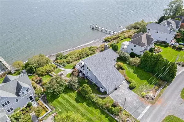 Portsmouth, RI 02871,90 Macomber Lane