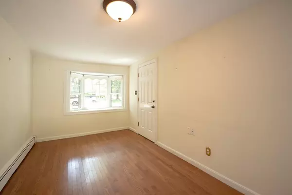 Waltham, MA 02453,39 Harland Rd