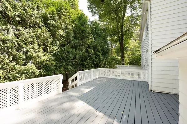 Waltham, MA 02453,39 Harland Rd