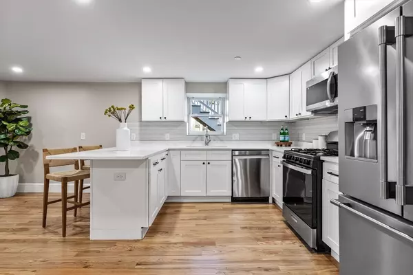 Saugus, MA 01906,62 Chestnut Street #1