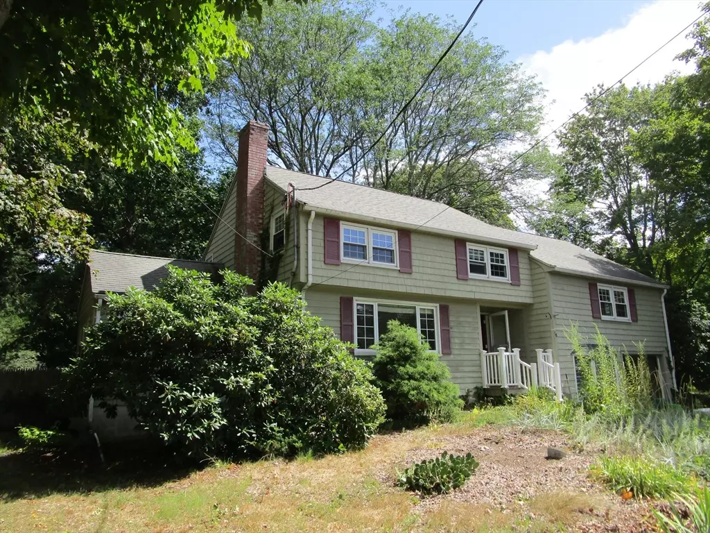 Reading, MA 01867,16 Munroe Ave