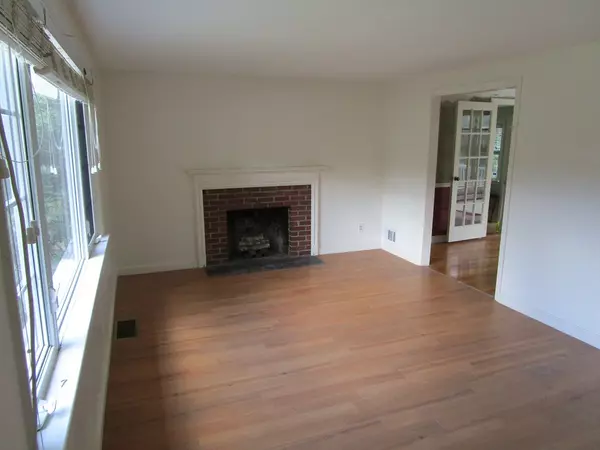 Reading, MA 01867,16 Munroe Ave