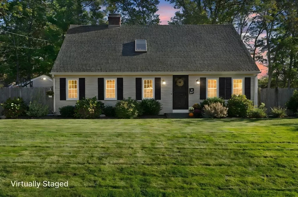 North Attleboro, MA 02760,160 Crescent  Avenue