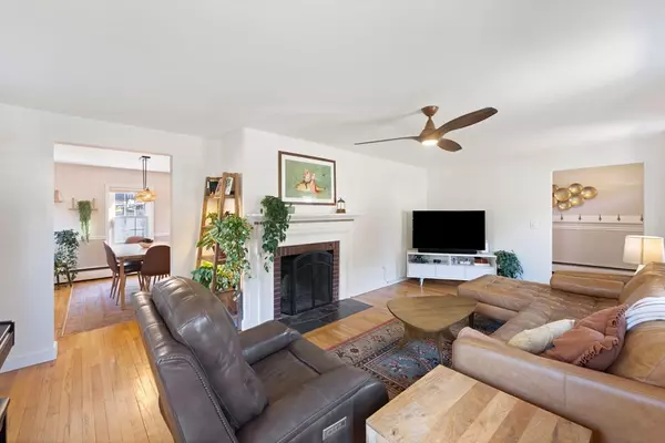 North Attleboro, MA 02760,160 Crescent  Avenue