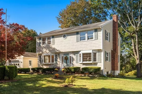 Dracut, MA 01826,99 Lincoln Lane