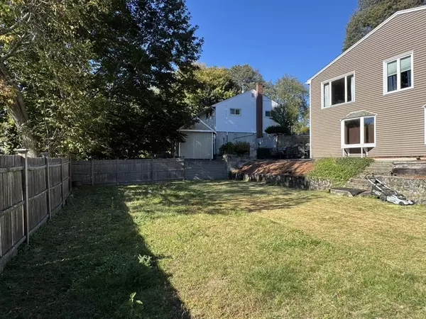 Stoneham, MA 02180,27 Fellsmere Ave