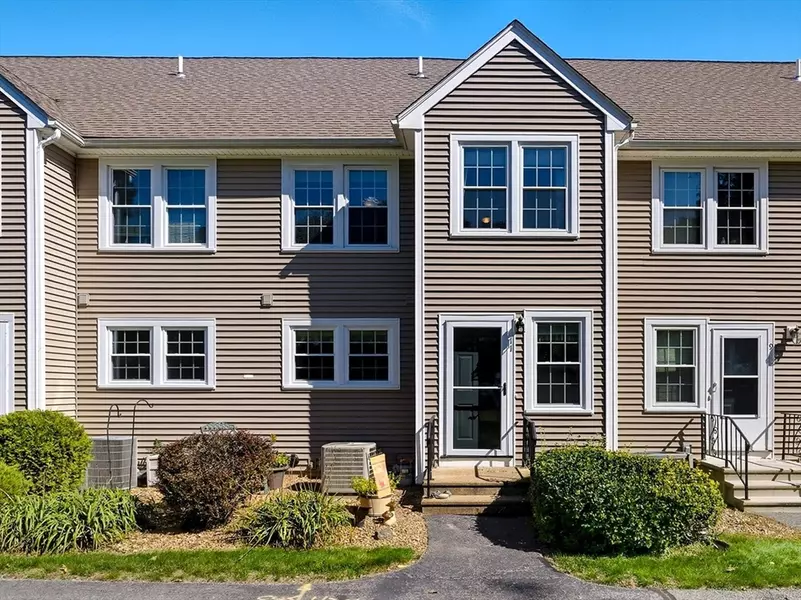 11 Hovey Pond Dr #11, Grafton, MA 01536