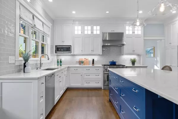 Winchester, MA 01890,12 Ledgewood Road