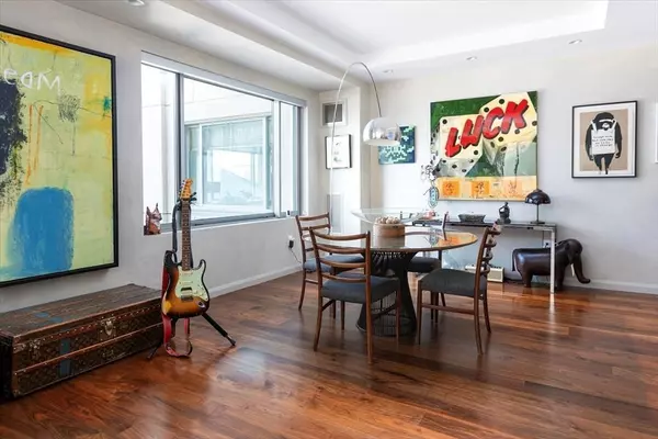 Boston, MA 02116,1 Huntington Ave #707