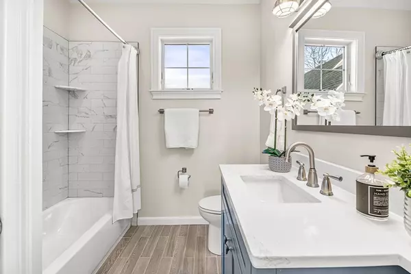 Somerville, MA 02144,384 Highland Ave #3