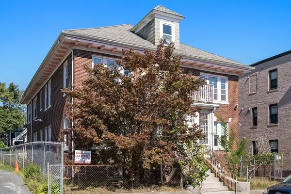 Boston, MA 02121,31 Nazing St #2