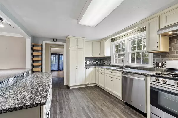 Fitchburg, MA 01420,15 Clyde St