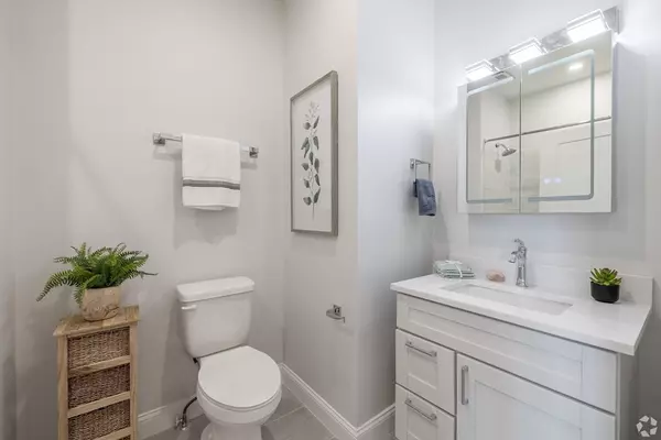 Natick, MA 01760,69 E. Central #306