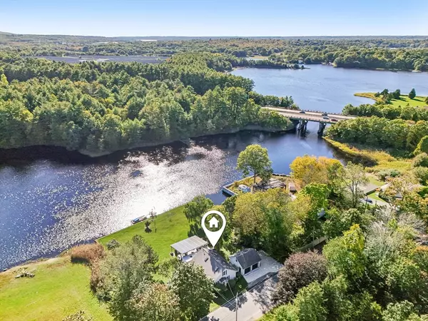 39 Water St, Freetown, MA 02702