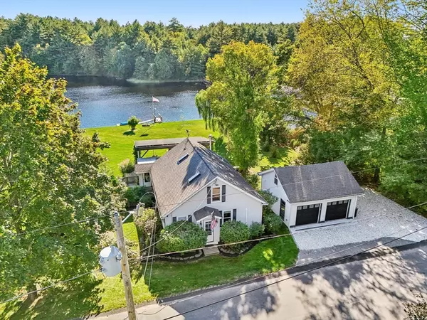 39 Water St, Freetown, MA 02702