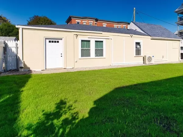 340 Vale St, Fall River, MA 02724