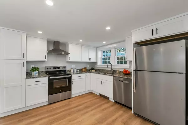 Newburyport, MA 01950,4 Neptune Street