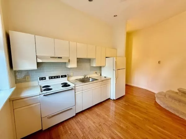 Chelsea, MA 02150,26 Beacon #2