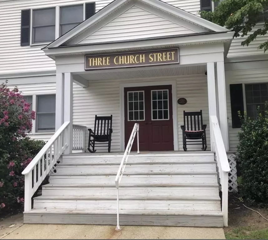 Medway, MA 02053,3 Church Street #F