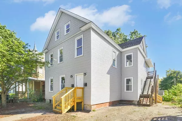 270 Walnut St, Holyoke, MA 01040