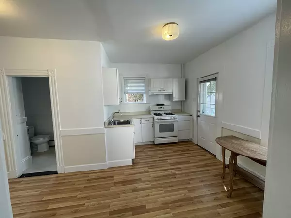 Stoneham, MA 02180,455 Main Street #1R