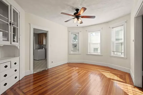 Malden, MA 02148,7-9 Valley Street