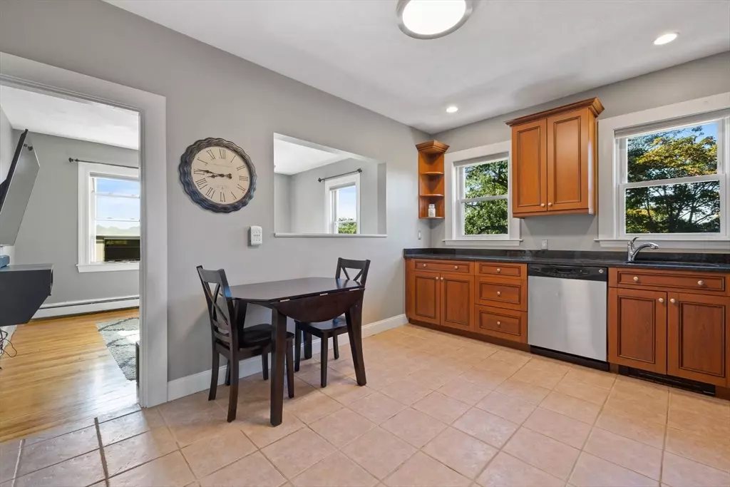 Wakefield, MA 01880,314 Water Street #5