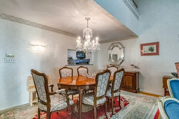 Danvers, MA 01923,50 Village Post Rd #50