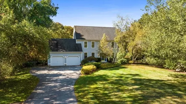 8 Arch St, Shrewsbury, MA 01545
