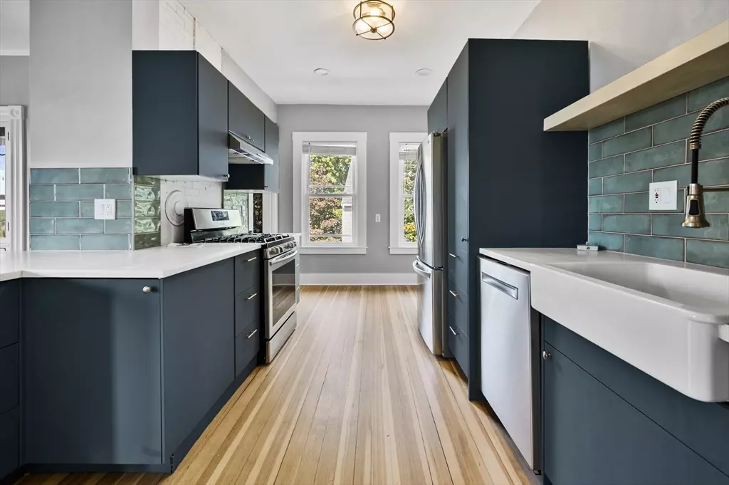 Boston, MA 02122,43 Robinson Street #3