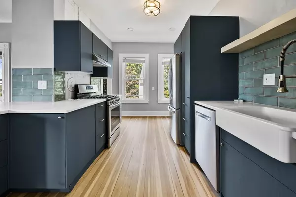 43 Robinson Street #3, Boston, MA 02122