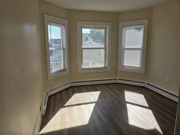 Framingham, MA 01702,349 Hollis St #3