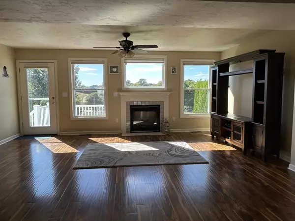 Wareham, MA 02532,37 Bay Pointe Dr Ext #37