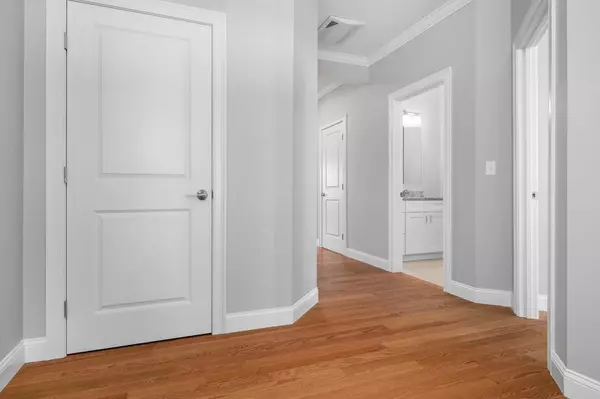 Northbridge, MA 01588,169 Rolling Ridge Drive #97