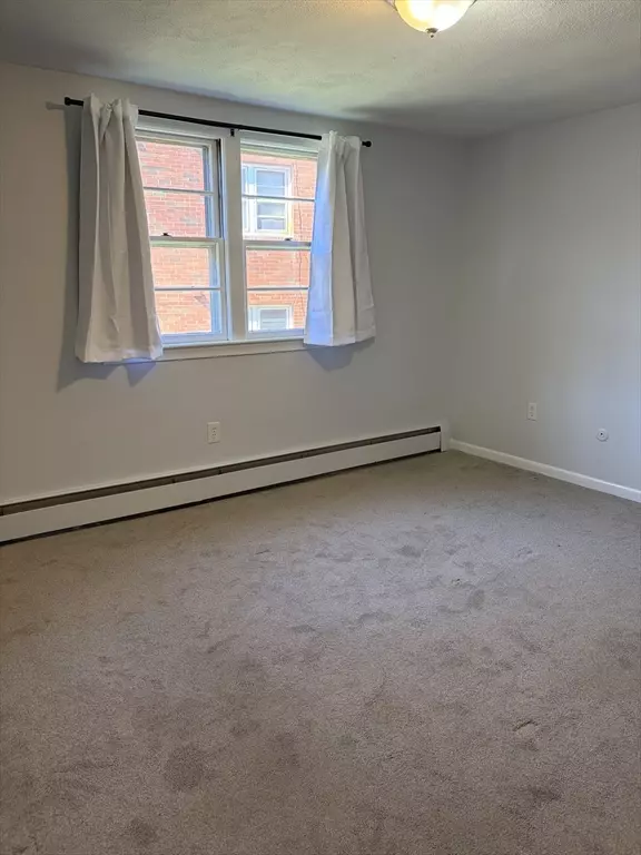 Waltham, MA 02452,85 Trapelo #44