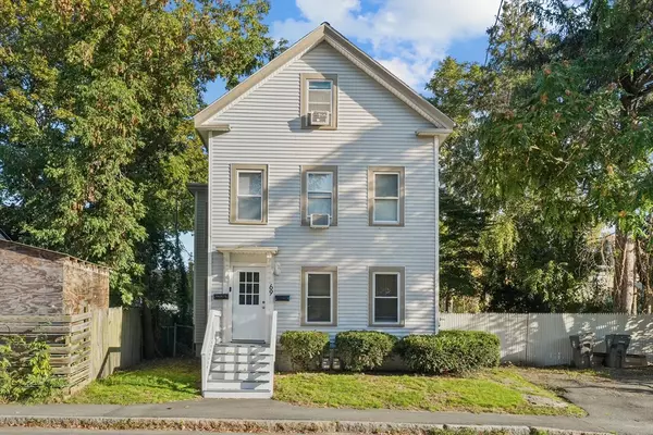 69 Howard St, Haverhill, MA 01830
