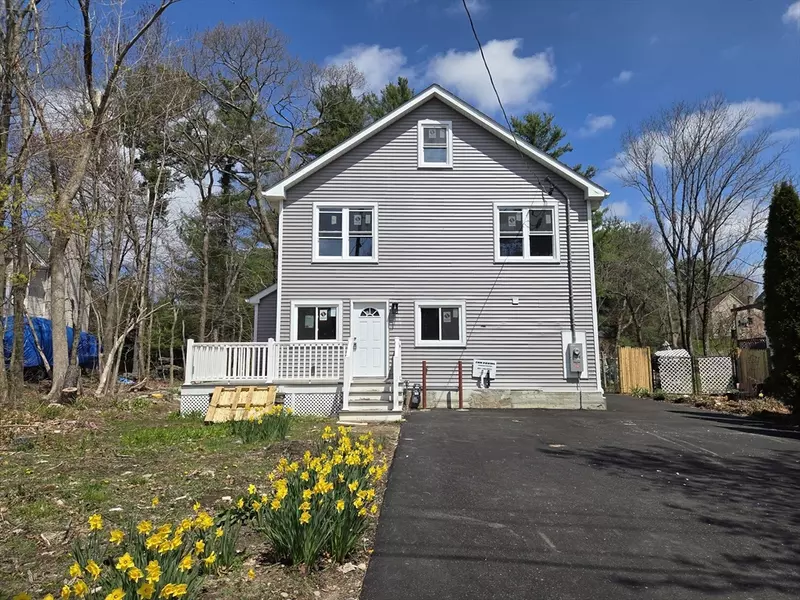 276 Sumner St #1, Stoughton, MA 02072